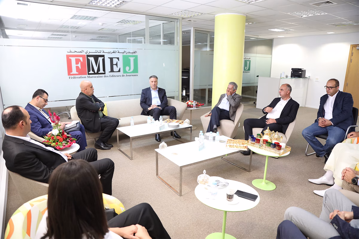 وزير الإعلام الفلسطيني يزور مقر الفيدرالية المــــــغربية لناشري الصحف بالدار البيضاء缩略图