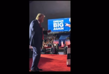 ترامب يعلن فوزه بالانتخابات الرئاسية الأمريكية缩略图