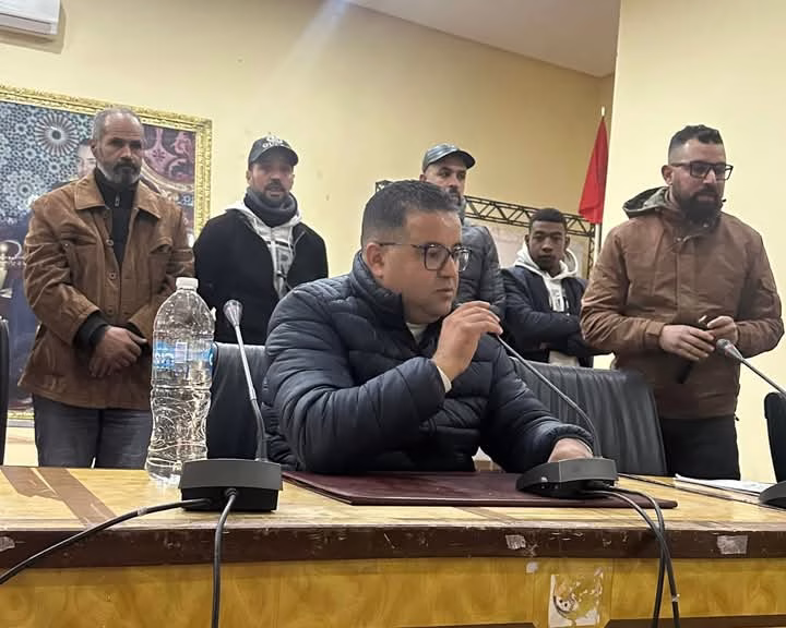 أمين طاهري رئيسا لجمعية الإخاء للأعمال الإجتماعية لعمال شركة SOS أنجاد للنظافة.缩略图