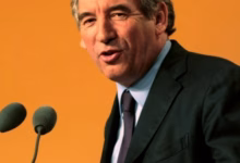 فرنسا: تعيين فرانسوا بايرو رئيسا جديدا للوزراء خلفا لميشال بارنييه.缩略图