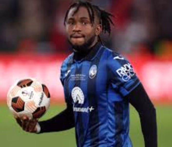 على حساب أشرف حكيمي النيجري أديمولا لوكمان يفوز بالكرة الذهبية الإفريقية.缩略图