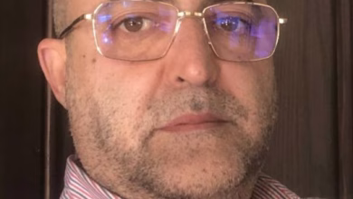 السادة محمد لقايدي وميمون بشاري يتمنون الشفاء العاجل لصديقهم محمد بوبكر.缩略图