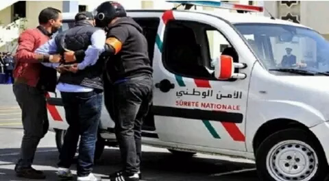 أمن الزمامرة يطيح بلصين في ظرف وجيز روعا الساكنة بالإعتدات والسرقة缩略图 أمن الزمامرة يطيح بلصين في ظرف وجيز روعا الساكنة بالإعتدات والسرقة缩略图