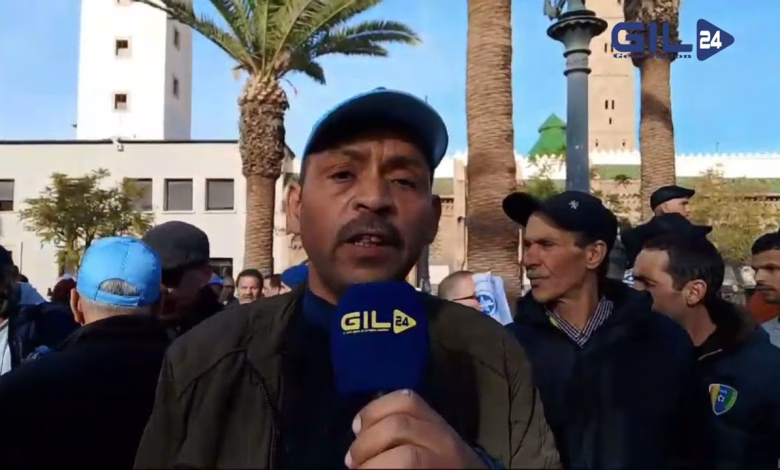 GIL24-TV وجدة .. عامل في شركة النقل الحضري بوجدة يشتكي من الطرد التعسفي الذي يتعرض له عمال الشركة缩略图 GIL24-TV وجدة .. عامل في شركة النقل الحضري بوجدة يشتكي من الطرد التعسفي الذي يتعرض له عمال الشركة缩略图