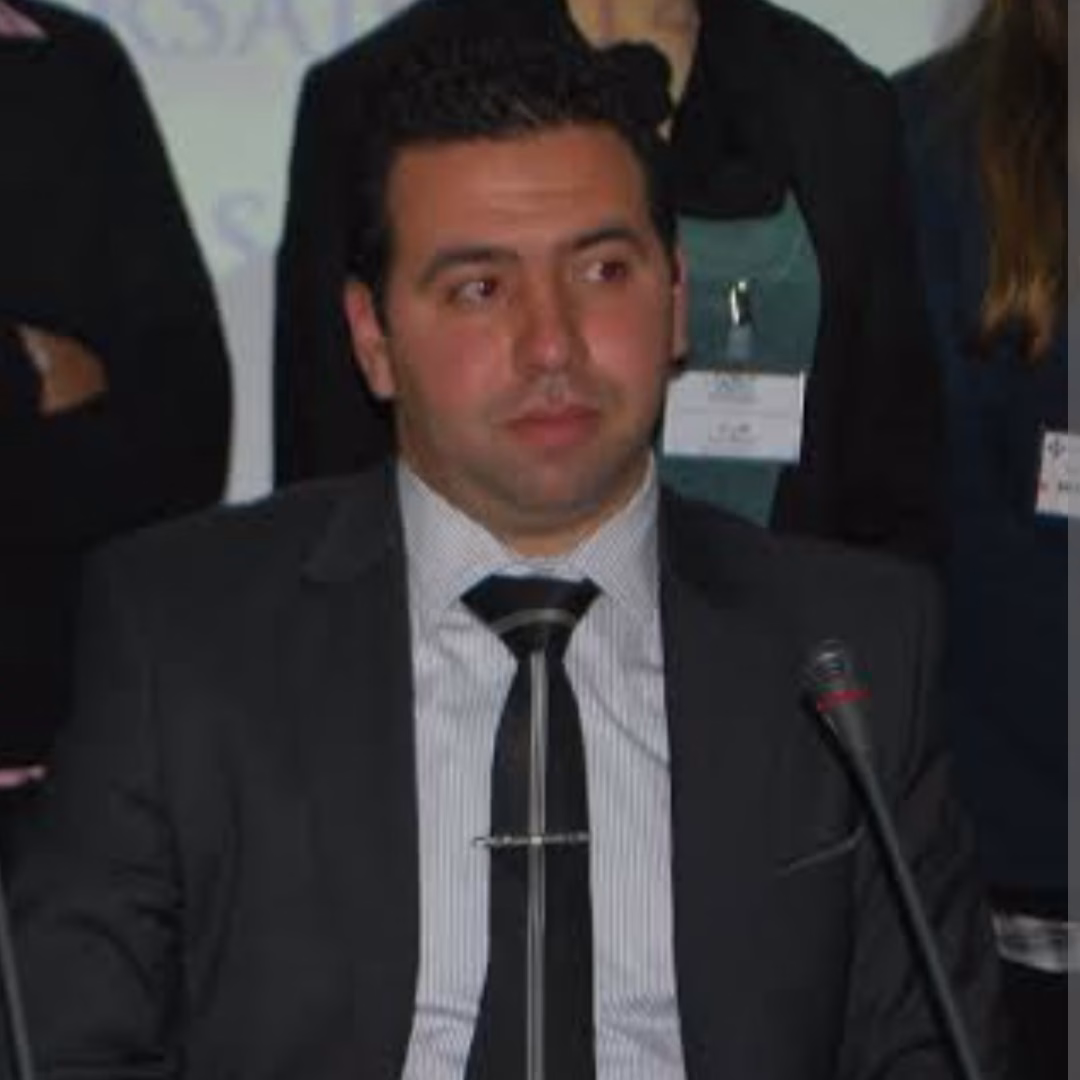 بالشفاء العاجل للسيد خالد وراوي قائد الملحقة الإدارية الأولى بوجدة.缩略图