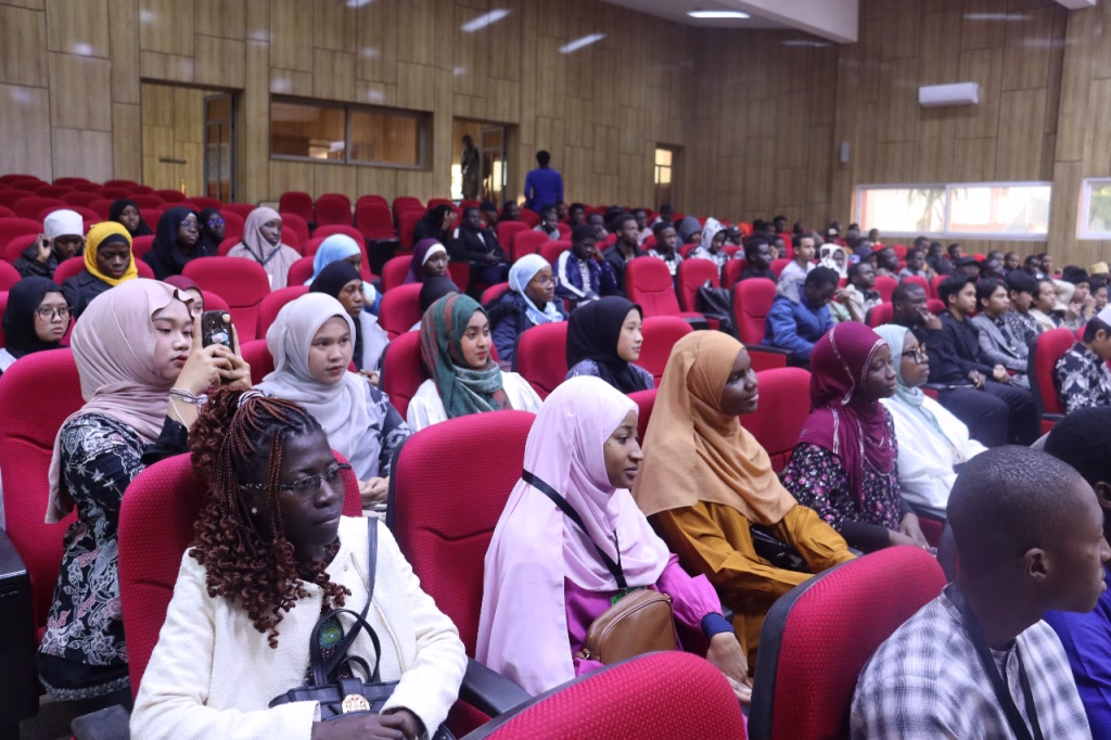 جامعة محمد الأول : إفطار جماعي بكلية العلوم، لفائدة الطلبة الأجانب插图2