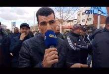 GIL24-TV احد المطرودين من العمل بسبب الانتماء النقابي … يطالبون بحقهم في العمل缩略图