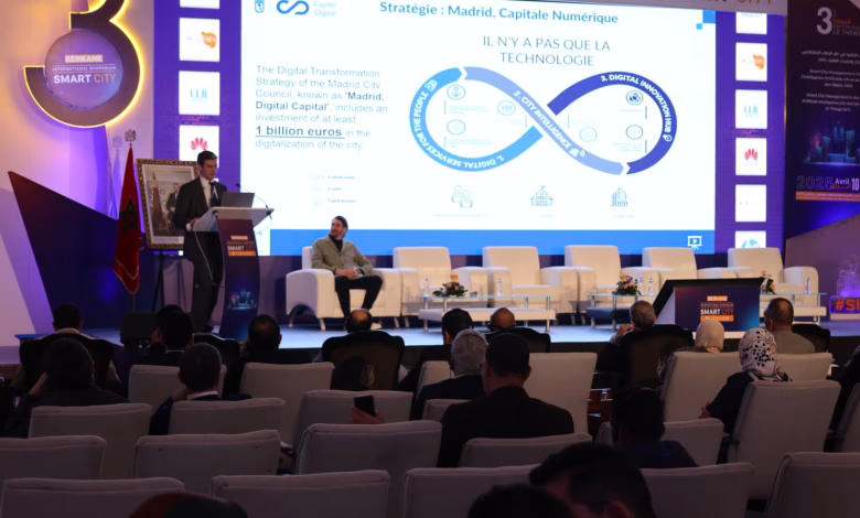 الملتقى الدولي للمدن الذكية ببركان: تعزيز دور التكنولوجيا في إدارة المدن المستدامة缩略图 الملتقى الدولي للمدن الذكية ببركان: تعزيز دور التكنولوجيا في إدارة المدن المستدامة缩略图