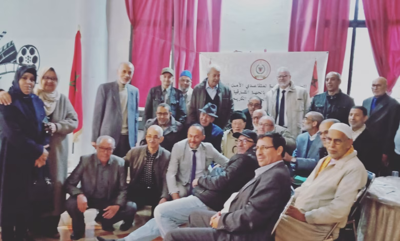 جمعية متقاعدي الشرطة بوجدة تحتضن لقاءً وطنياً لتوحيد المطالب وتحسين أوضاع المتقاعدين الأمنيين缩略图 جمعية متقاعدي الشرطة بوجدة تحتضن لقاءً وطنياً لتوحيد المطالب وتحسين أوضاع المتقاعدين الأمنيين缩略图
