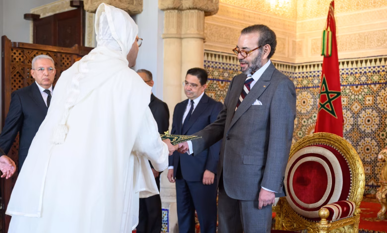 الملك يعين سفراء جدد: المغرب يعزز حضوره الدبلوماسي بتعيين سفراء جدد في عدة دول缩略图 الملك يعين سفراء جدد: المغرب يعزز حضوره الدبلوماسي بتعيين سفراء جدد في عدة دول缩略图
