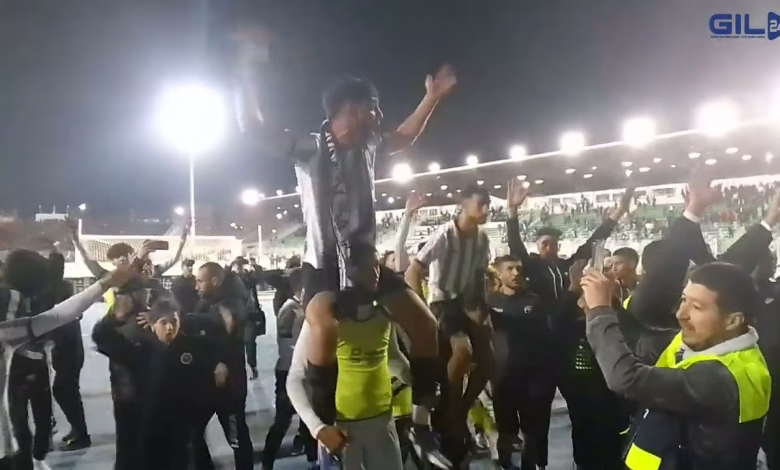 GIL24-TV فرحة لاعبي الإتحاد الإسلامي الوجدي بعد الإنتصار على الرجاء الرياضي缩略图