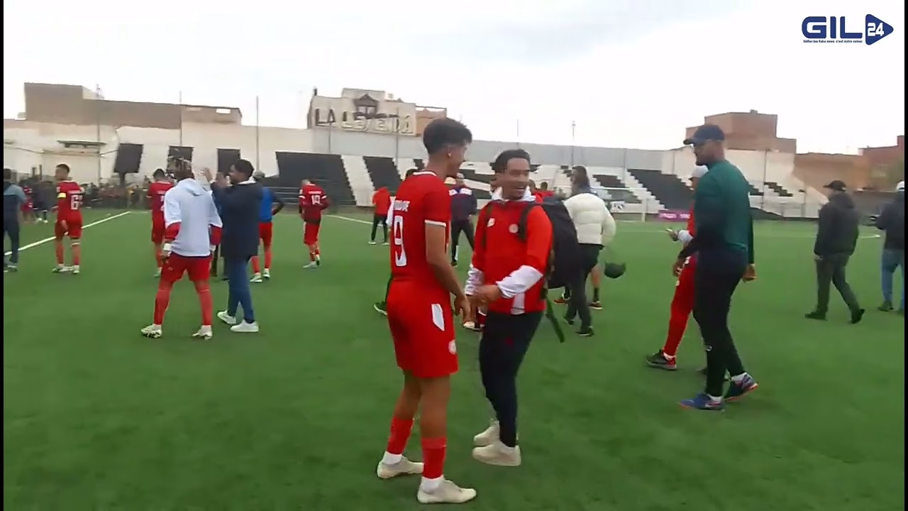 GIL24-TV من وجدة .. فرحة لاعبي الكوكب المراكشي بعد فوزهم على الإتحاد الإسلامي الوجدي缩略图