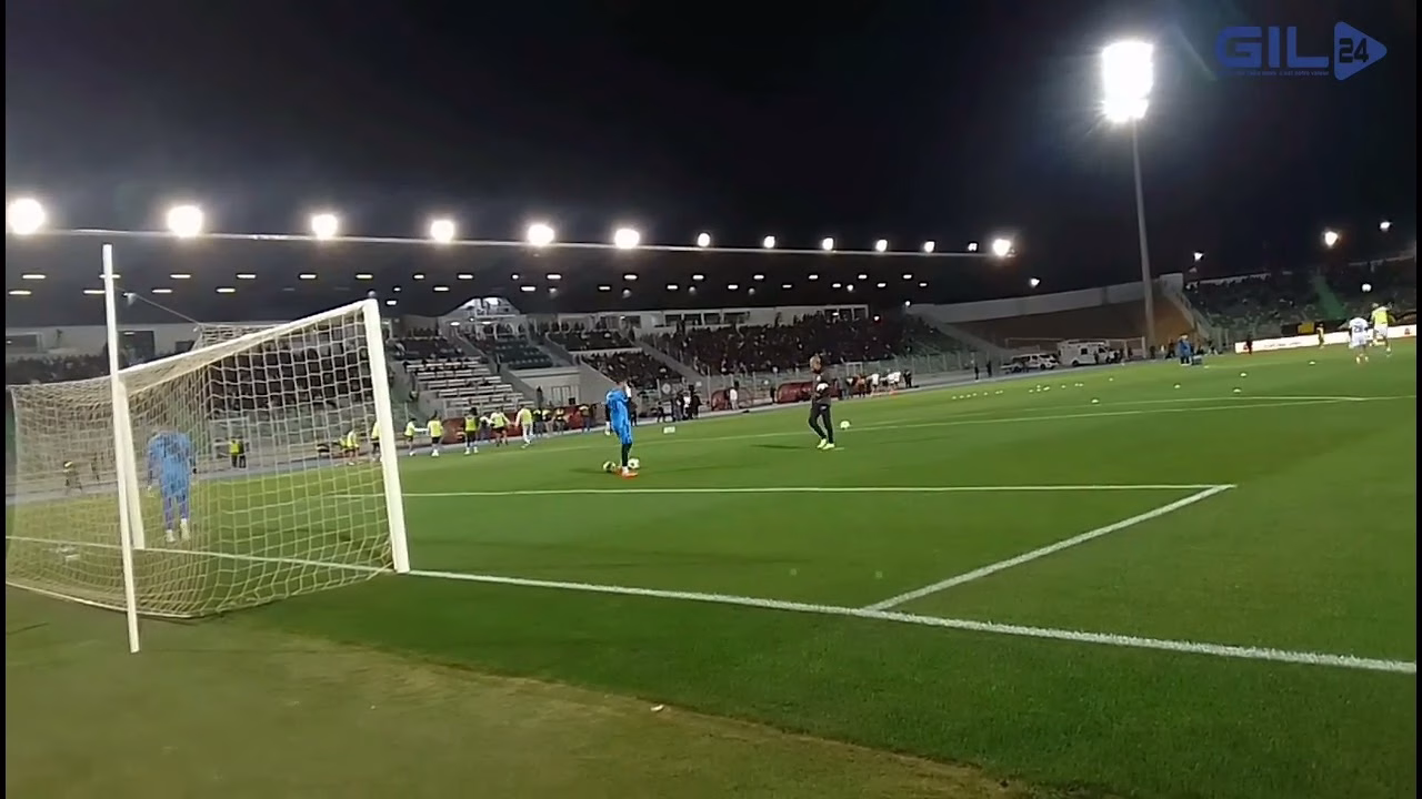 GIL24-TV إستعداد لاعبي الإتحاد الإسلامي الوجدي قبل مباراة الرجاء الرياضي缩略图