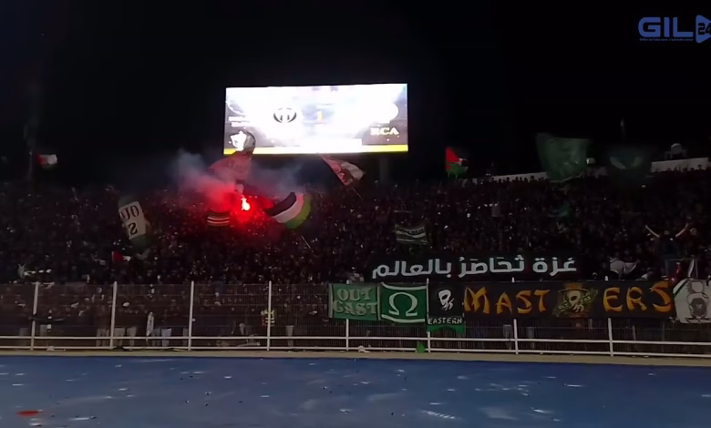 GIL24-TV أهازيج أغنية ” رجاوي فلسطيني ” تملئ الملعب الشرفي بوجدة حماسا缩略图