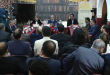 معركة الحجج: حوار الأغلبية والمعارضة بين النقد البناء والاستقطاب السياسي缩略图