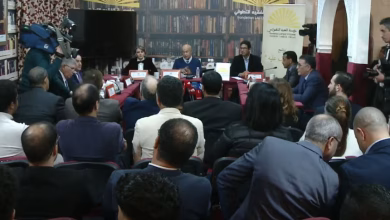 معركة الحجج: حوار الأغلبية والمعارضة بين النقد البناء والاستقطاب السياسي缩略图