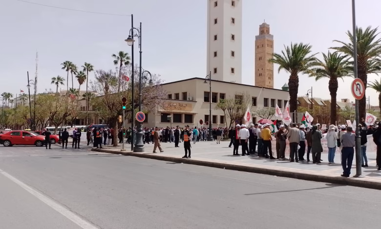 وجدة تحتفي بعيد الشغل: المركزيات النقابية ترفع شعار العدالة الاجتماعية والتضامن مع فلسطين缩略图 وجدة تحتفي بعيد الشغل: المركزيات النقابية ترفع شعار العدالة الاجتماعية والتضامن مع فلسطين缩略图