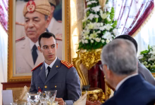 صاحب السمو الملكي ولي العهد الأمير مولاي الحسن يترأس مأدبة غداء بمناسبة الذكرى الـ69 لتأسيس القوات المسلحة الملكية缩略图