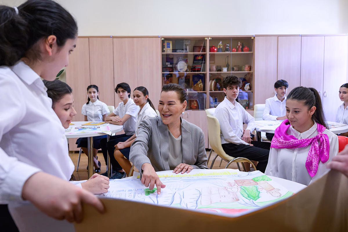 التوأمة التربوية بين الرباط وباكو.. جسر ثقافي يربط الأجيال ويحتفي بالتراث缩略图