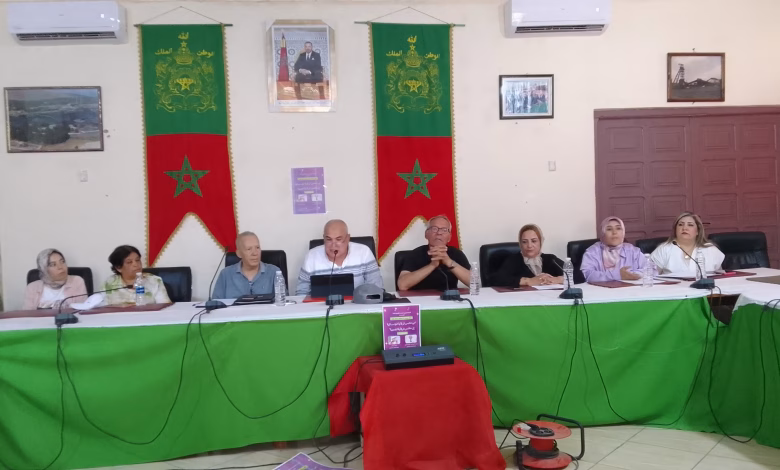 من ملتمس الرقابة المؤسساتية إلى الرقابة الشعبية: حزب الاتحاد الاشتراكي يراهن على الديمقراطية التشاركية بجرادة缩略图 من ملتمس الرقابة المؤسساتية إلى الرقابة الشعبية: حزب الاتحاد الاشتراكي يراهن على الديمقراطية التشاركية بجرادة缩略图