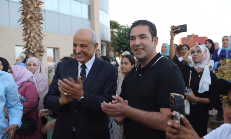 تتويج مستفيدات التكوين الحرفي بوجدة: محمد بوعرورو و إدريس بوجوالة يخلقان الحدث في احتفاء التميز والتنمية缩略图 تتويج مستفيدات التكوين الحرفي بوجدة: محمد بوعرورو و إدريس بوجوالة يخلقان الحدث في احتفاء التميز والتنمية缩略图