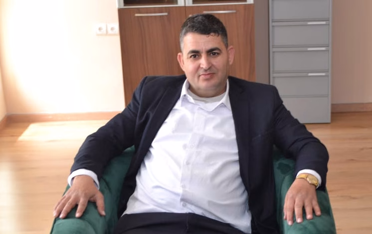المشاركة السياسية في المغرب: بين أزمة الشرعية وهيمنة “مول الشكارة”缩略图 المشاركة السياسية في المغرب: بين أزمة الشرعية وهيمنة “مول الشكارة”缩略图