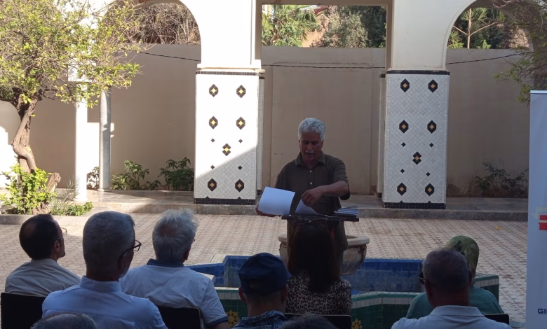 التحولات الشعرية لسامح درويش: رحلة القلق الجمالي缩略图 التحولات الشعرية لسامح درويش: رحلة القلق الجمالي缩略图