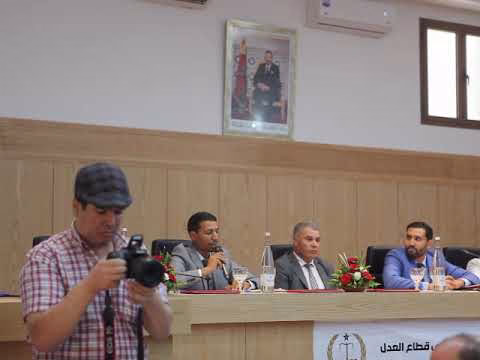 GIL24-TV ممثل موظفي قطاع العدل بجرادة …اهتمام المسؤولين القضائيين بالمحكمة بـ”خلق فضاء علمي” داخلها缩略图 GIL24-TV ممثل موظفي قطاع العدل بجرادة …اهتمام المسؤولين القضائيين بالمحكمة بـ”خلق فضاء علمي” داخلها缩略图