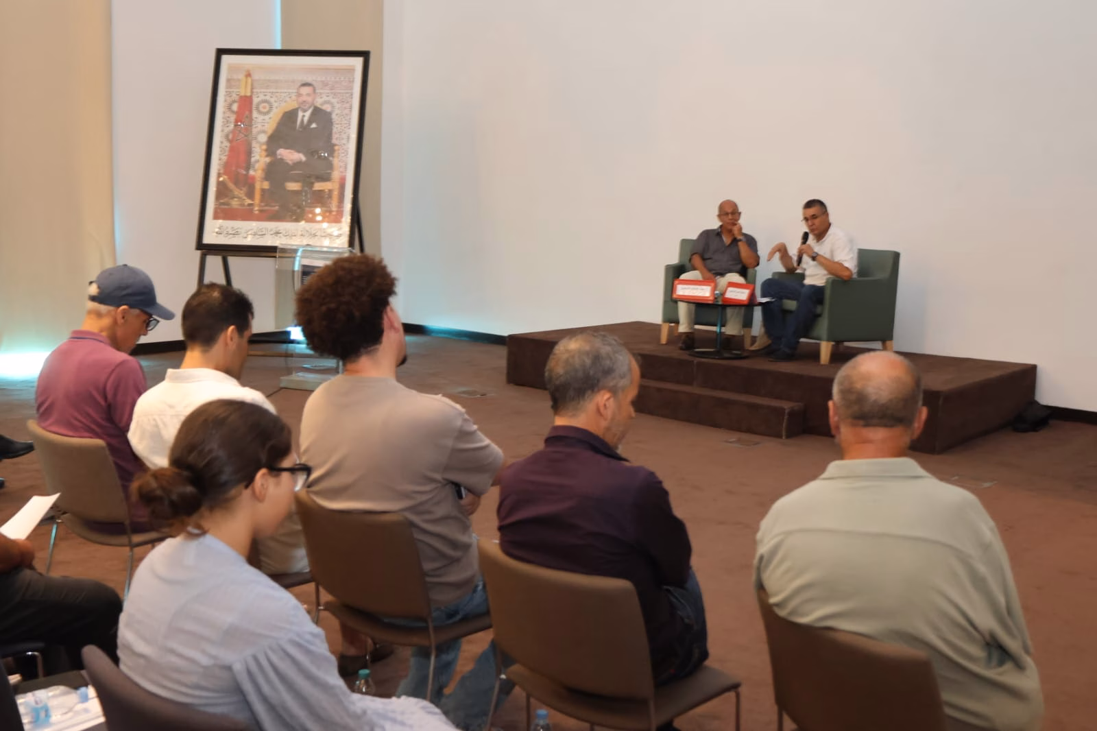 ندوة أدبية بالناظور تحتفي بالأدب النسوي في المهجر: رواية “احكيه لأحد ما” نموذجًا缩略图