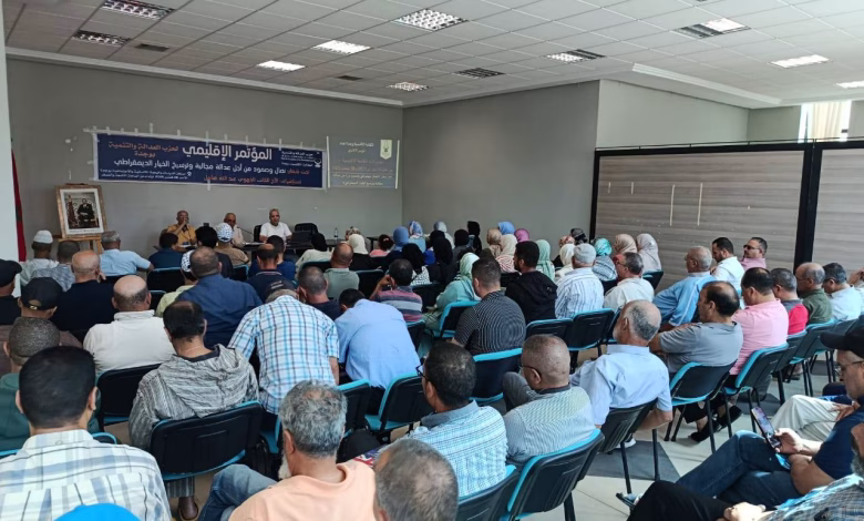 حزب المصباح يعقد مؤتمره الإقليمي بوجدة تحت شعار النضال والصمود من أجل العدالة المجالية缩略图 حزب المصباح يعقد مؤتمره الإقليمي بوجدة تحت شعار النضال والصمود من أجل العدالة المجالية缩略图