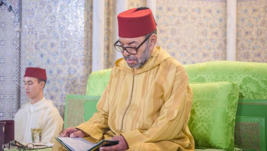 الرباط: أمير المؤمنين يترأس حفلًا دينيًا بمسجد حسان إحياءً لذكرى المولد النبوي الشريف缩略图 الرباط: أمير المؤمنين يترأس حفلًا دينيًا بمسجد حسان إحياءً لذكرى المولد النبوي الشريف缩略图