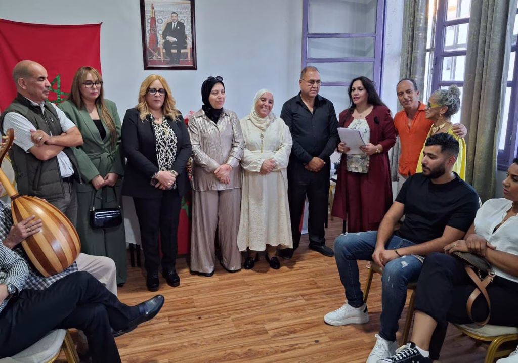 حفل افتتاحي ينبض بالإبداع: نقابة المهن الفنية بفاس-مكناس تفتح أبوابها للفنانين والمواهب الصاعدة插图2