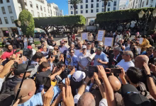 وقفة الصحافة المغربية أمام البرلمان: “لا للتراجع الديمقراطي”، و”نعم للتنظيم الذاتي الحقيقي”缩略图