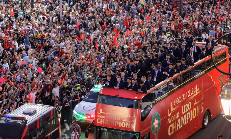 فرحة وطنية غامرة في الرباط: الجماهير تحتفل بـ”أشبال الأطلس” أبطال كأس العالم تحت 20 سنة缩略图 فرحة وطنية غامرة في الرباط: الجماهير تحتفل بـ”أشبال الأطلس” أبطال كأس العالم تحت 20 سنة缩略图