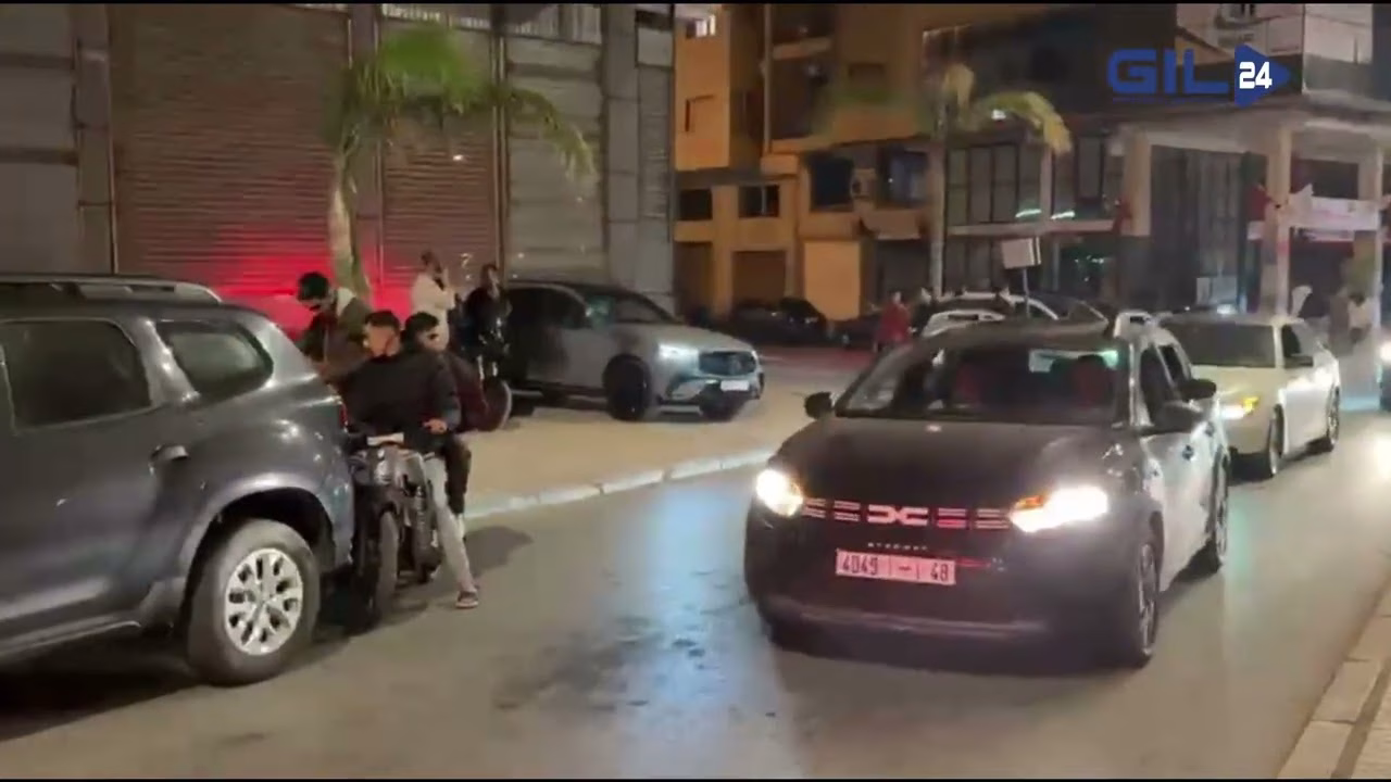 GIL24-TV فرح الجمهور الوجدي بتأهل الفريق الوطني لاقل من 20 سنة للمقابلة النهائية لكأس العالم缩略图