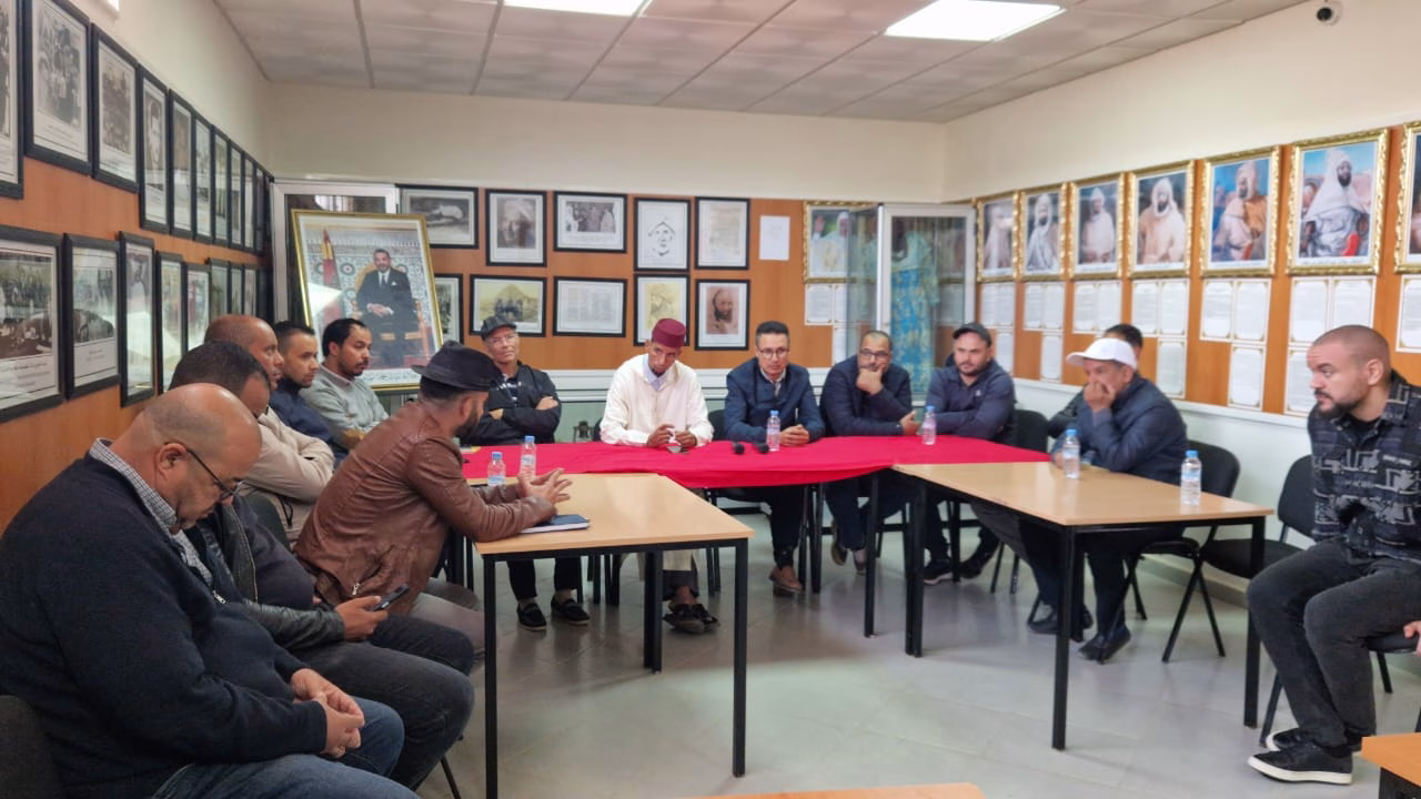 فضاء الذاكرة التاريخية للمقاومة والتحرير بعين بني مطهر تنظم مائدة حول الصحراء المغربية و اختيار مجلس الأمن لمقترح الحكم الذاتي.缩略图