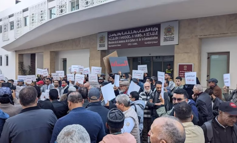 “الصمت المهيب” يواجه “اختطاف” الصحافة: نداء لإصلاح ديمقراطي ووقف “مشروع السلطة” للتحكم في المهنة缩略图