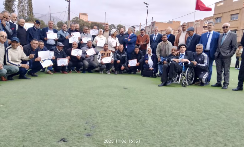 الوفاء بالقسم في وجدة: متقاعدو الشرطة يحتفلون بالذكرى الـ 50 للمسيرة الخضراء ويكرمون “جنود الخفاء”缩略图