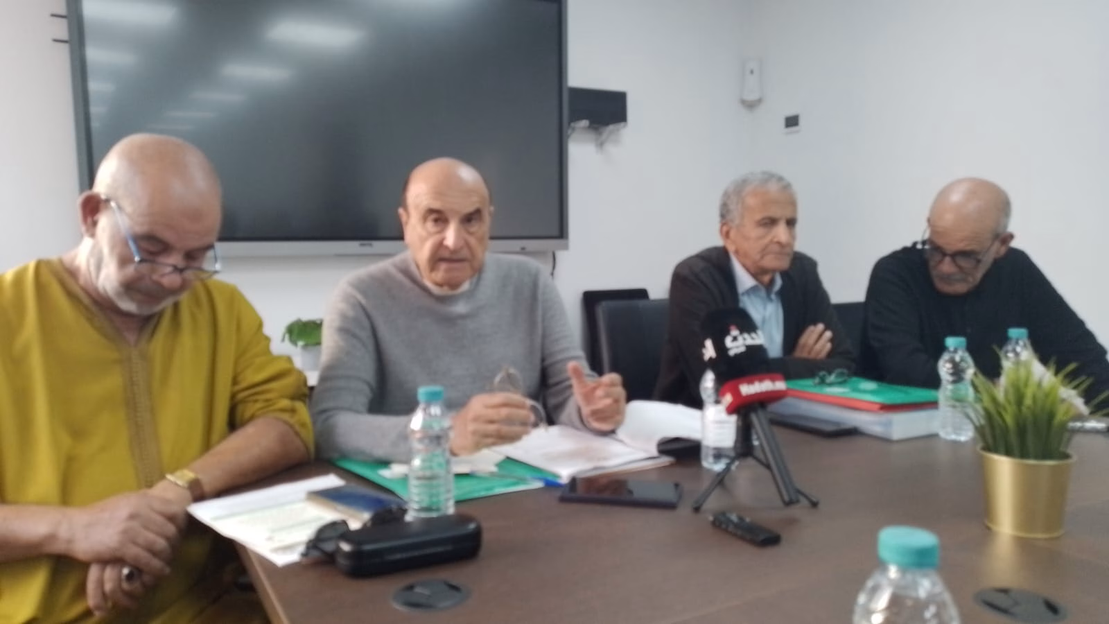 🏆 جمعية “رياضة وصداقة” تُطلق أولى أنشطتها بوجدة: ندوة كبرى حول الرياضة والتنمية وتكريم 20 شخصية من الجهة الشرقية缩略图