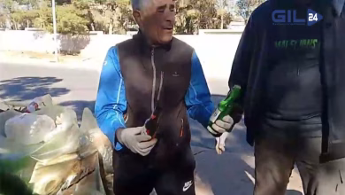 GIL24-TV صدمة سيدي معفا: متطوعون ينظفون الغابة من قنّينات الخمر وأزبال متراكمة و”غياب الروح تاع المواطنة” !缩略图