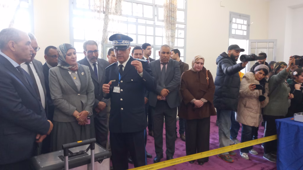 الدورة الـ13 لمهرجان العلوم بوجدة: احتفاء بعشر سنوات من “دار العلوم” وتركيز على الأمن السيبراني插图