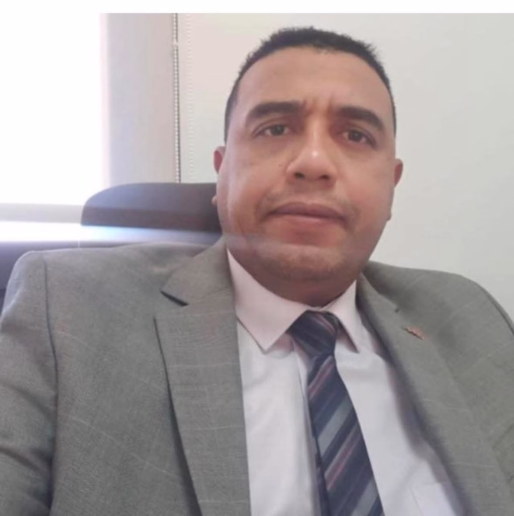 حين ينتفض حراس العدالة… قراءة قانونية وفلسفية في دلالات الوقفة الاحتجاجية للمحامين ضد مشروع قانون المهنة.插图