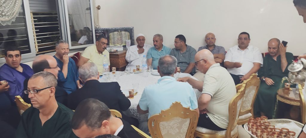 منزل عمدة وجدة.. تحول الى قبلة للنخب والمواطنين والمناسبة رجوعه من حج ميمون插图3