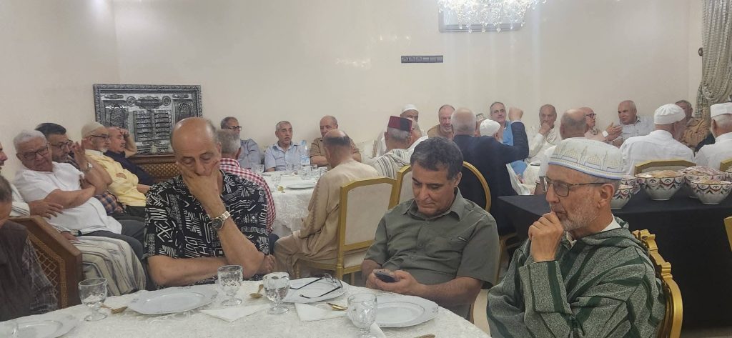 منزل عمدة وجدة.. تحول الى قبلة للنخب والمواطنين والمناسبة رجوعه من حج ميمون插图