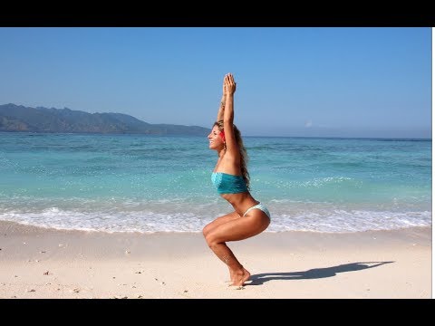 YOGA FLOW FOR BEGINNERS : 30 Day Yoga Challenge
