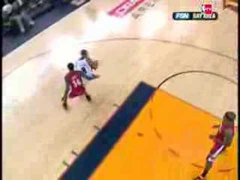 Monta Ellis’ spin dribble and the foul