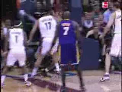 Kobe Bryant somehow creates a bucket