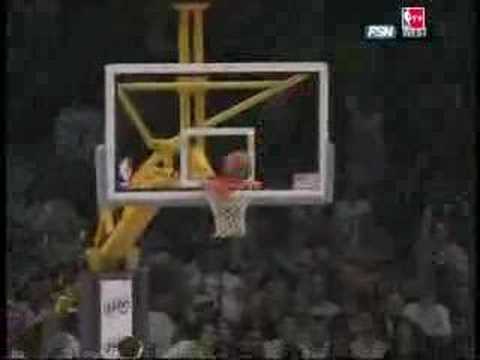 Kobe Bryant’s Turnaround Three-Pointer