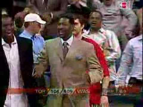 Morris Peterson Sends the Game into OT
