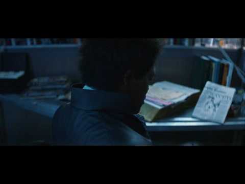 Unbreakable – Mr. Glass / End Title